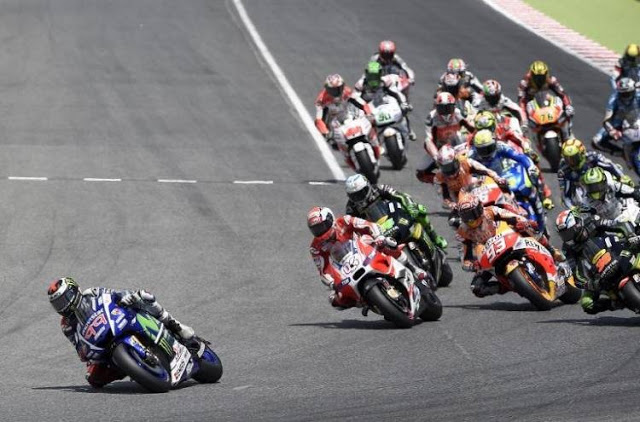 Lorenzo Juarai MotoGP Catalunya