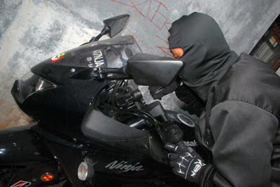 Pencuri Gasak Sepeda Motor Milik Satpam PT Bima Ratu