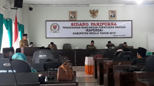 DPRD Mesuji Setujui Enam Raperda