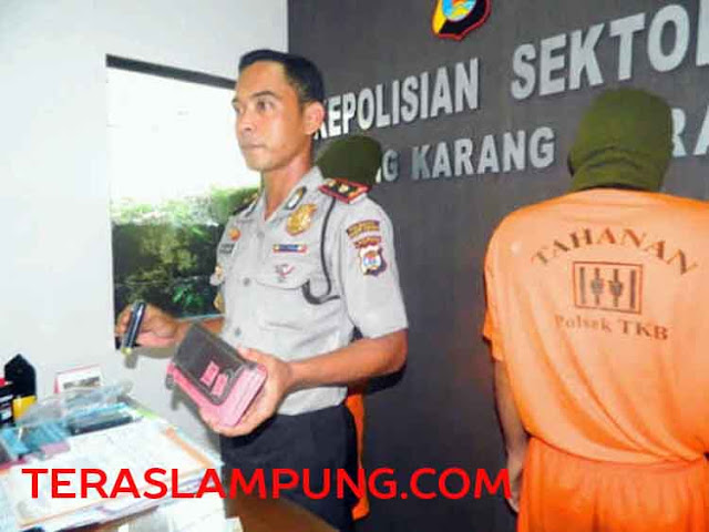 Butuh Biaya Sekolah Anak, Peri Nekat Mencuri