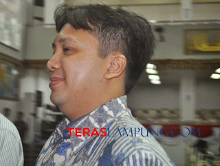 Setahun Menjabat Gubernur, Ridho Ficardo Butuh Banyak Vitamin