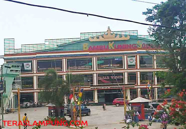 Bambu Kuning Square Diubah Menjadi Pasar Wisata UKM Center