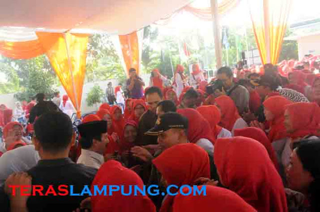 Semua Pasangan Calon Kepala Daerah Diberi Tenggat Lengkapi Berkas Persyaratan Hingga 28 Agustus 2015