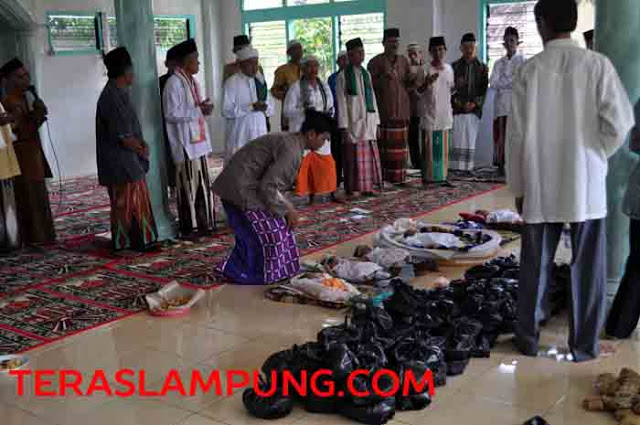 “Marhabanan”, Tradisi Warga Asli Banten di Lampung Usai Shalat Idul Fitri