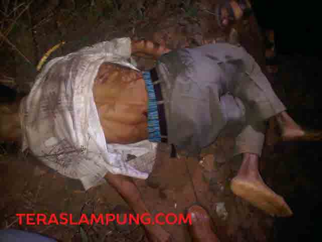 Pria tanpa Identitas Tewas Ditabrak Kereta Api di Kotabumi