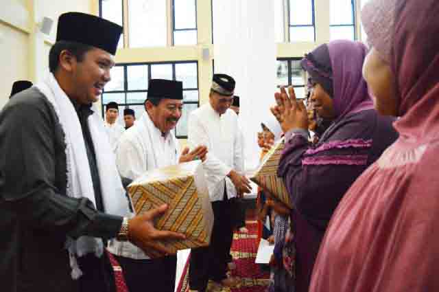 Safari Ramadhan, Gubernur Ridho Ficardo Berbuka Puasa Bersama Walikota Bandarlampung