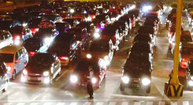 H+2 Idul Fitri. Arus Balik di Pelabuhan Bakauheni Mulai Ramai