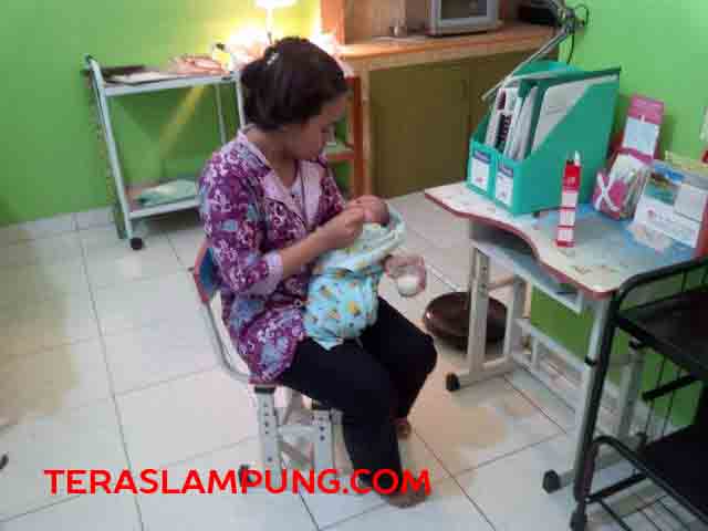 Ini Pengakuan Tukang Rongsokan di Bandarlampung Penemu Bayi