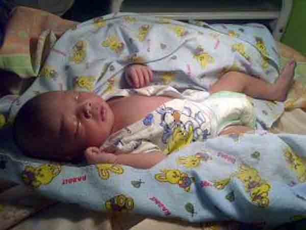 Bayi Sehat dan Masih Hidup Dibuang di Pinggir Jl. Dr. Setiabudi Negeri Olok Gading