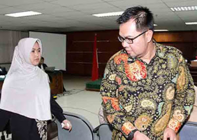 Kasus Suap Akil Mochtar, KPK Tetapkan Bupati Empat Lawang dan Istri Sebagai Tersangka