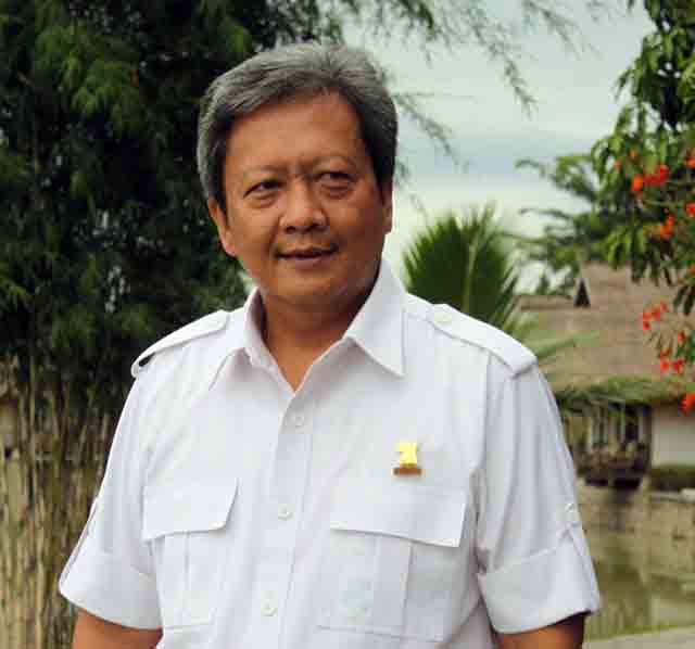 Pilkada Lamtemg, Gunadi Ibrahim Siap Baju Bersama K.H. Imam Subandi