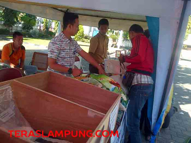 Bulog Lampung dan PT Taspen Gelar Pasar Murah