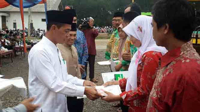 Jelang Idul Fitri, Para Guru Honorer di Kabupaten Mesuji Terima Tambahan Penghasilan