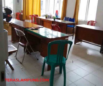 Pada Jam Kerja, Kantor Dinas Pendidikan Lampung Utara Kosong