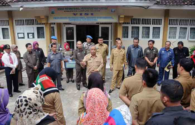 Hari Pertama Masuk Kerja, Tim GDN Sidak ke Sejumlah Satker