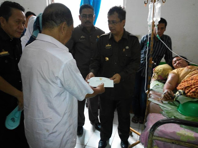 Pemkab Lampura akan Tanggung Biaya Pengobatan Keluarga Korban Kebakaran