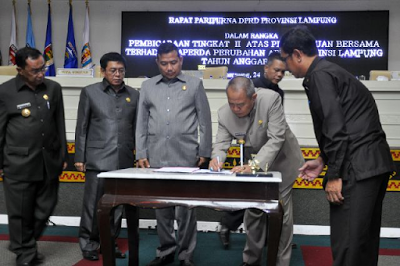 Pemprov dan DPRD Sepakat Tentang Raperda Perubahan APBD TA 2015