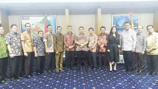 Gubernur Ridho Bertemu Investor dari China