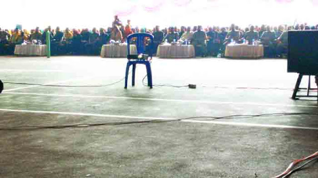 Akhiri Masa Jabatan sebagai Bupati-Wabub, Rycko Menoza dan Eki Setyanto Dilepas