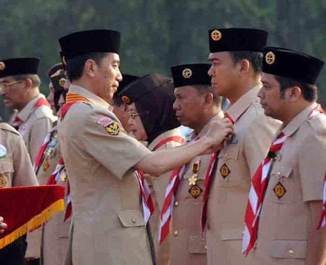 Rycko Menoza Dapat Penghargaan Lencana Dharma Bhakti Pramuka