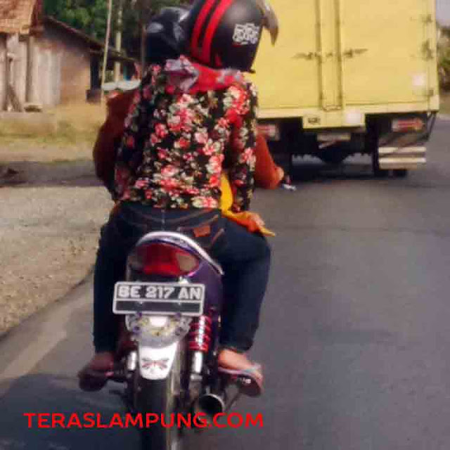 Sepeda Motor Berpelat Keren tetapi Keasliannya Diragukan