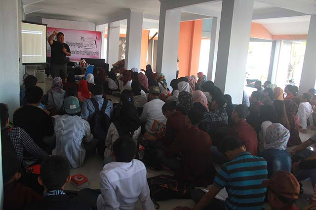 Mahasiswa, Reformasi, dan Katak Rebus