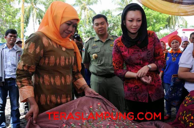 Pemkab Lamsel akan Bangun Tugu Kain Inuh dan Hanung Bani