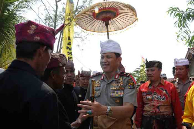 Kapolda “Anjau Silau” dengan Tokoh Masyarat dan Tokoh Adat Lampung Selatan