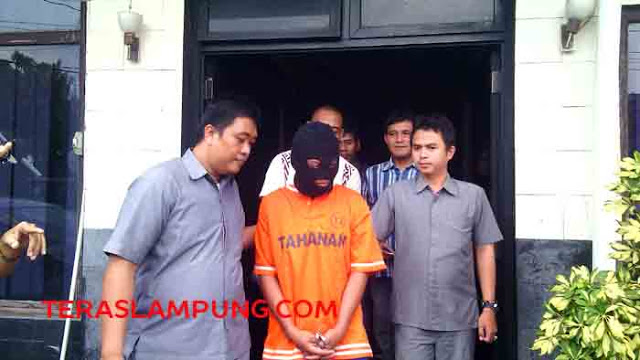 Pencuri Sepeda Motor Tersungkur Setelah Ditembak Polisi