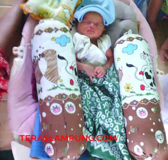 Inilah Bayi Mungil yang Selamat dari Kebakaran di Sukamenanti Baru Bandarlampung