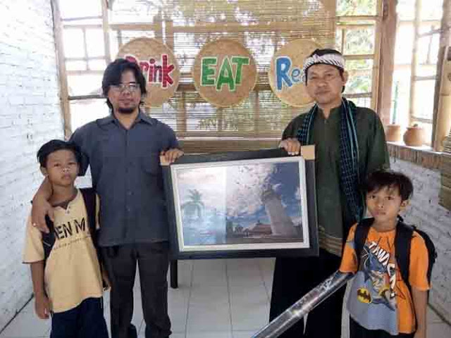 Pameran Foto di “Solidarnos Cafe” Rumah Dunia Banten