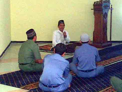 Ada Kultum di Mushala DPRD Lampung