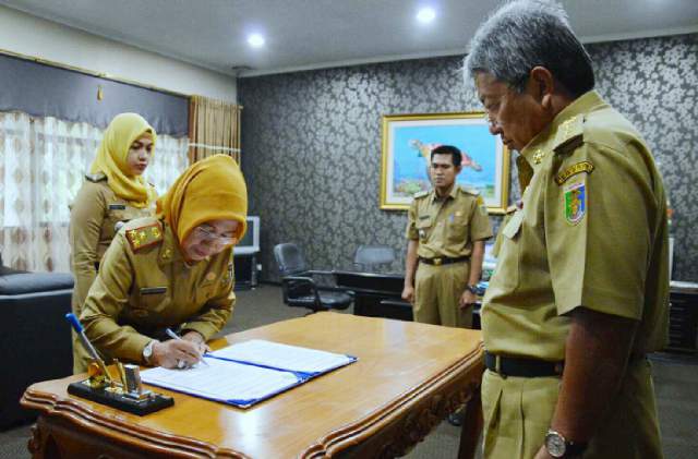 Herlina Warganegara Dilantik sebagai Kepala Perpustakaan, Arsip, dan Dokumentasi