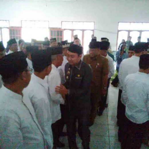Bupati Lampura Berharap MUI Terus Berperan dalam Proses Pembangunan Spiritual