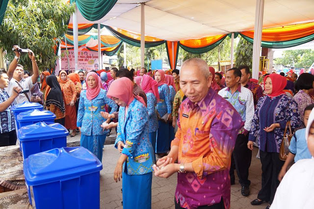 Asisten III Pemkot Bandarlampung Resmikan Peringatan Hari Cuci Tangan Sedunia