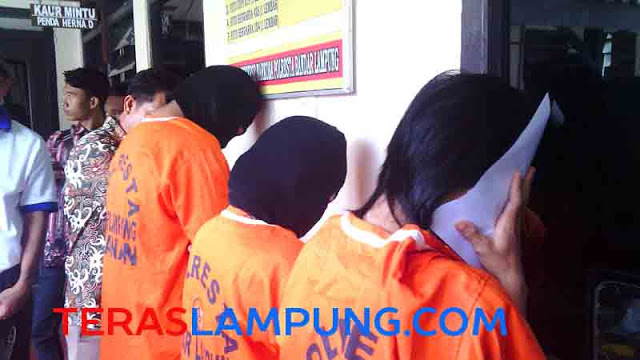 Asyik Pesta Sabu, Satu Pria dan Dua Wanita Digerebek Polisi