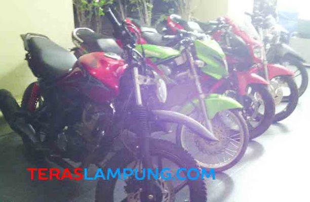 Inilah Lima Sepeda Motor yang Disita Polisi dari Begal Asal Negara Batin Lampung Timur