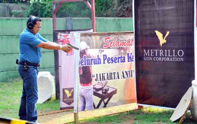 “Dikawal” Gubernur, Dua Pejabat Pemprov dan Dua Politisi Lampung Ikut Kejuaraan Menembak