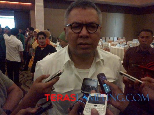 Dipecat dari Golkar karena Dukung Ridho, Alzier Cuek