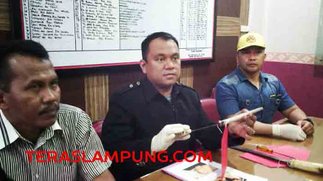 Badik yang Dipakai Asep Menusuk Dua Polisi Pernah Dipakai Membunuh Mahasiswa asal Kotabumi