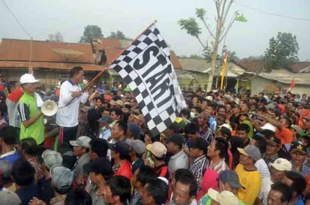 HUT Mesuji, 15.000 Peserta Ikuti Jalan Sehat