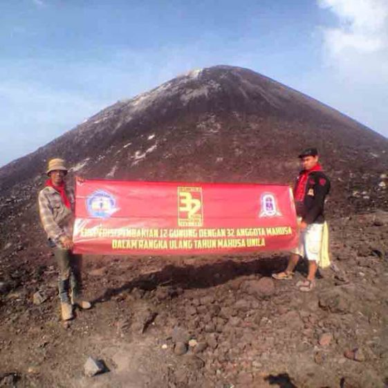 Rayakan Ultah, 32 Anggota Mahusa Unila Taklukkan 12 Gunung