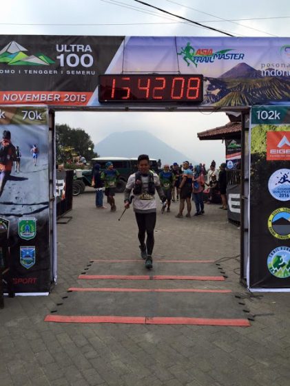 Politikus Nasdem Fauzan Sibron Lari Tengah Malam Taklukkan Gunung Bromo