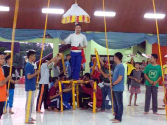 Disparbud Lamsel Terjunkan Tim Kesenian di Ajang KKN 2015