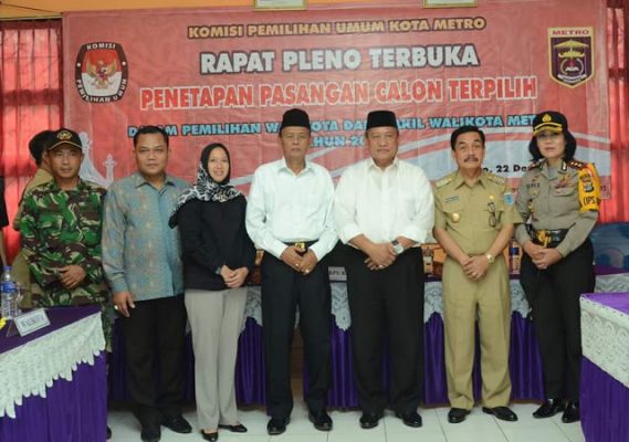 Pairin – Djohan Ditetapkan sebagai Walikota dan Wakil Walikota Metro Terpilih