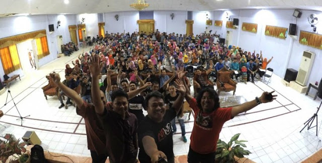 Komunitas Cangkir Metro Gelar Diskusi dan Pemutaran Film “Kasepuhan Ciptagelar”