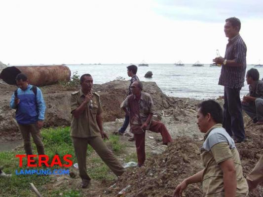 Diduga Bakar Gubuk, Pekerja PT Tanjung Selaki Dibacok Warga