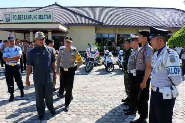 Polres Lampung Selatan Gelar Pasukan Operasi Lilin Krakatau 2015