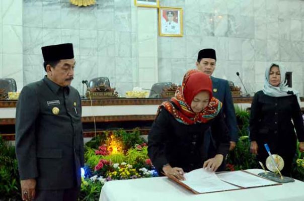 DPRD Metro Sahkan Enam Perda