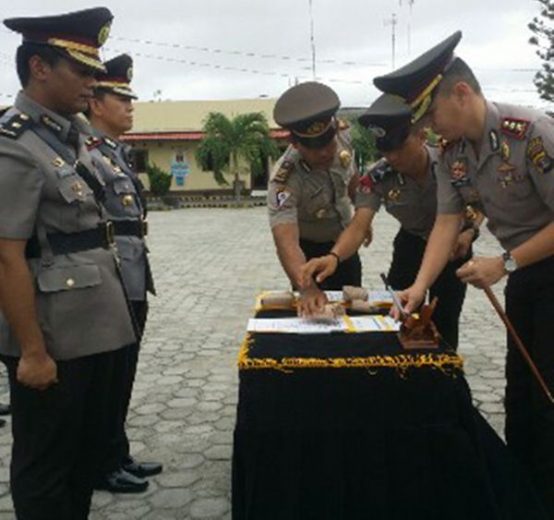 Sejumlah Pejabat Polres Lamsel Pindah Tugas